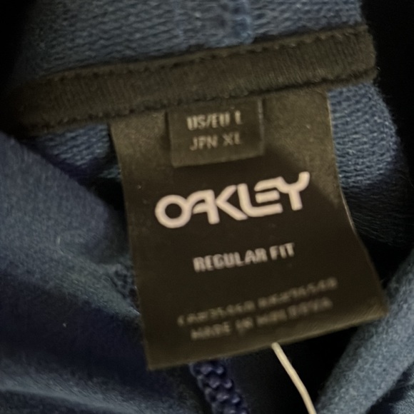 NWT Oakley Hoodie - Picture 5 of 9